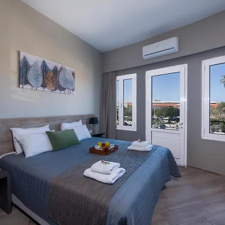 Stoa Chania * Hriszí Aktí Haniá